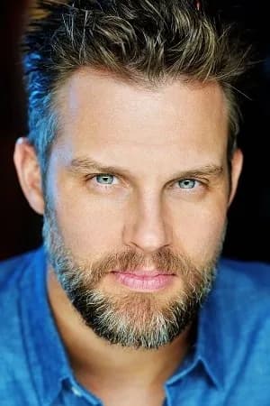 Travis Schuldt 사진