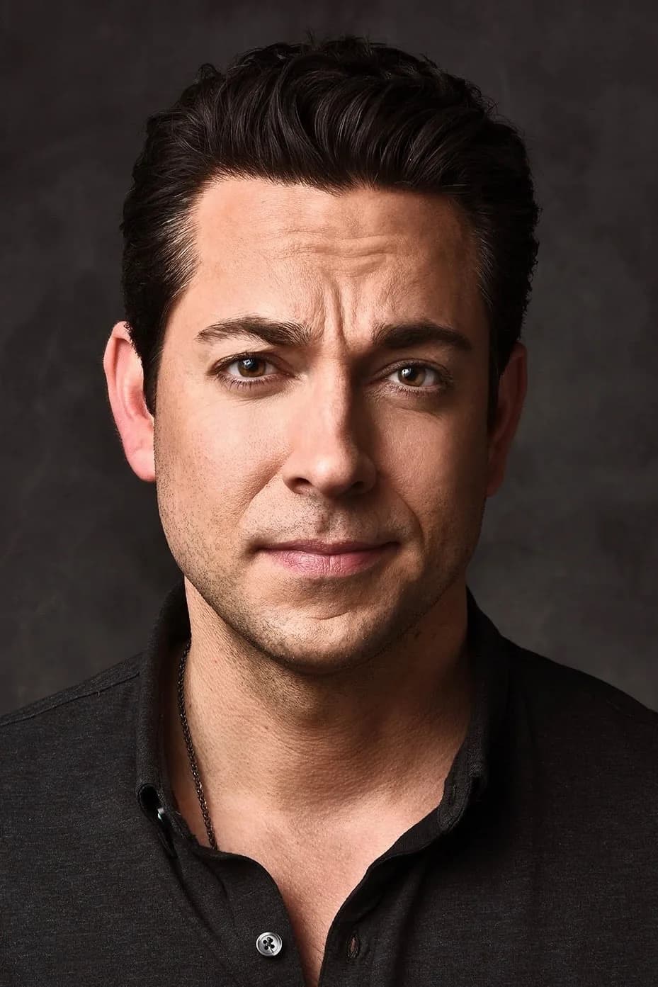 صورة Zachary Levi