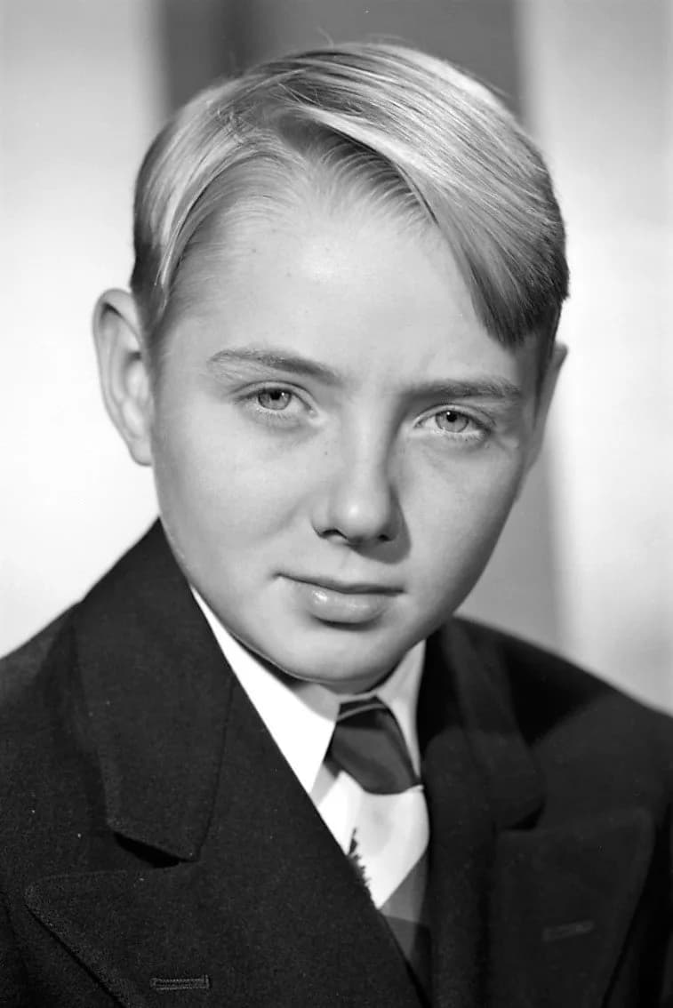 Claude Jarman Jr. fotoğrafı