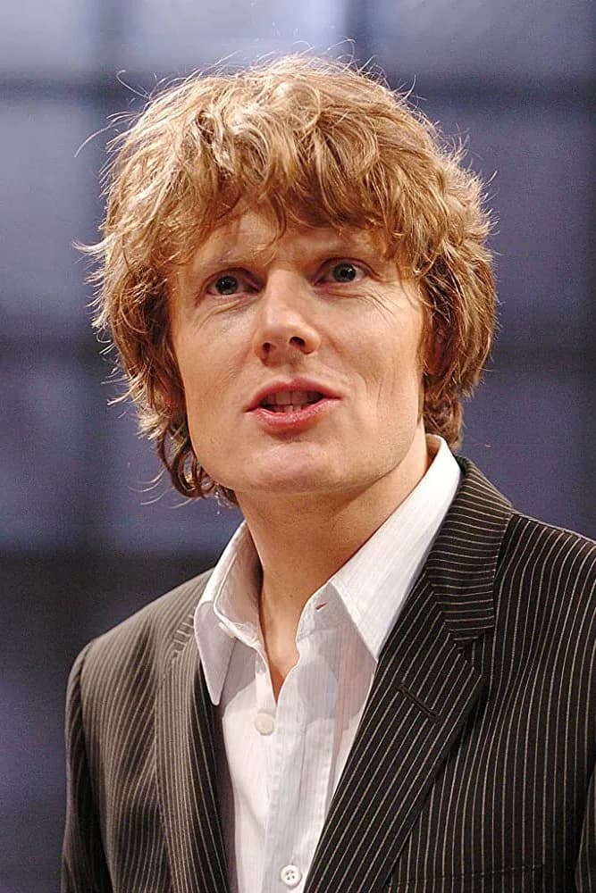 Julian Rhind-Tutt 프로필