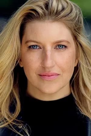 Tara Summers photo