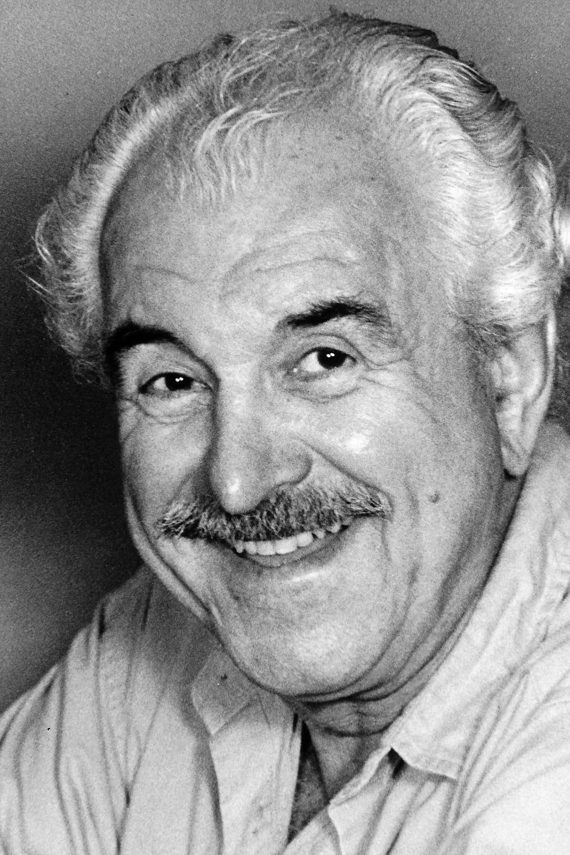 صورة Louis Zorich