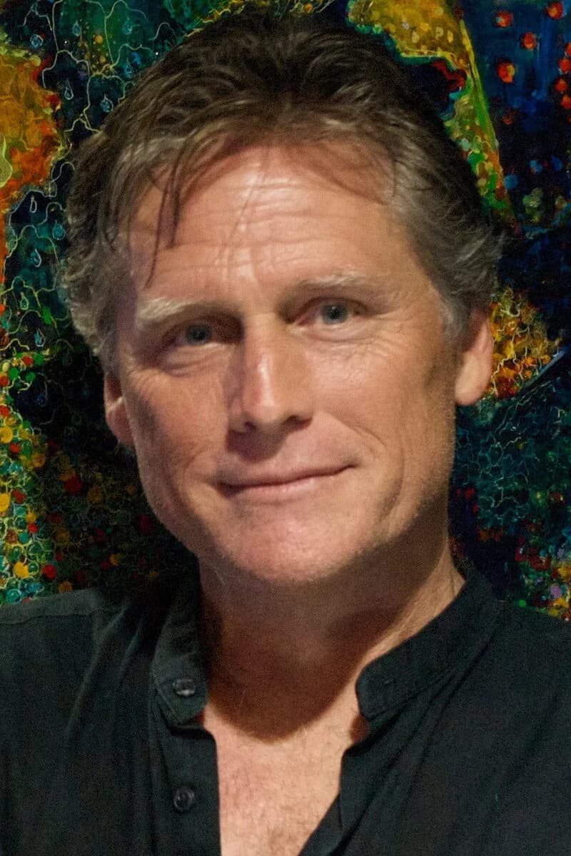 Leigh McCloskey fotoğrafı