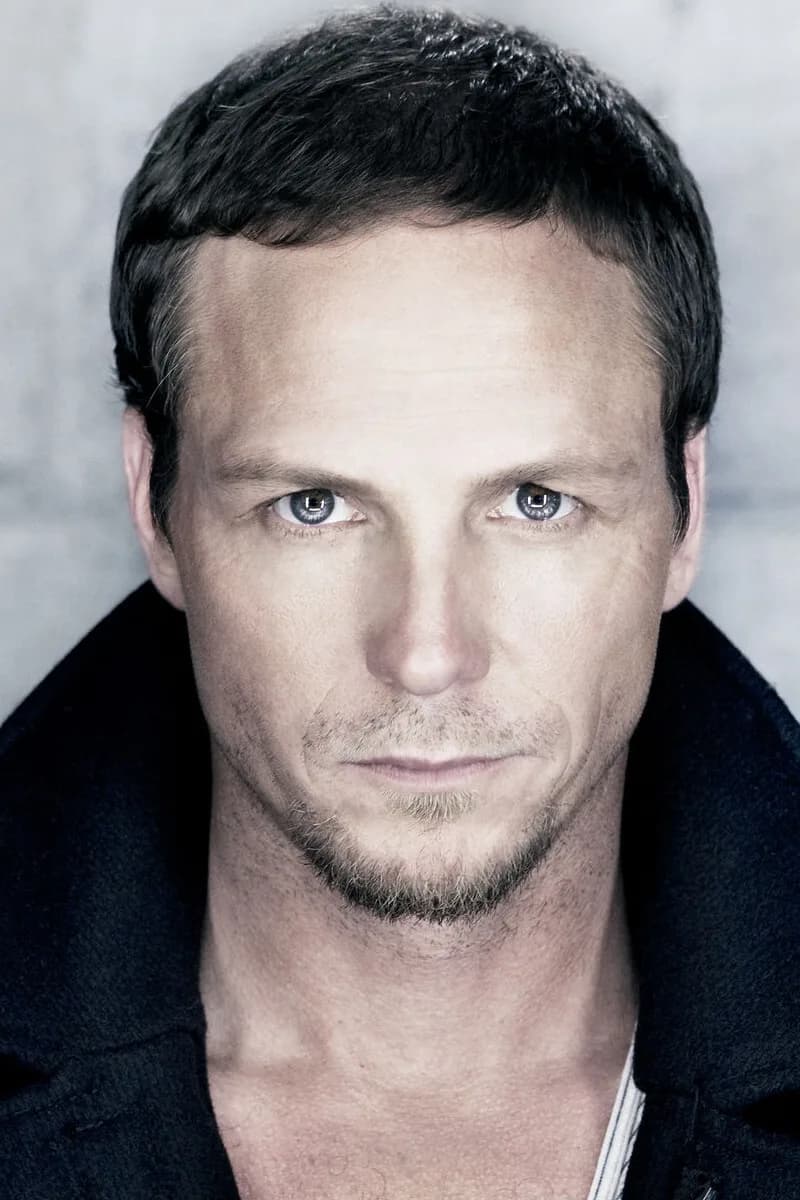 Jason Wiles 사진