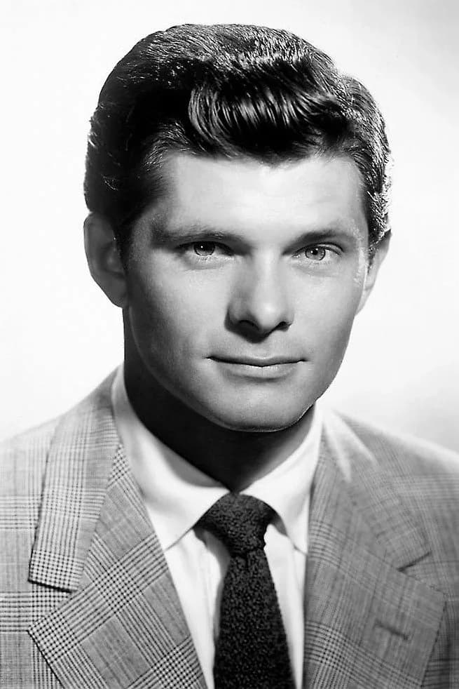 Foto von Dewey Martin