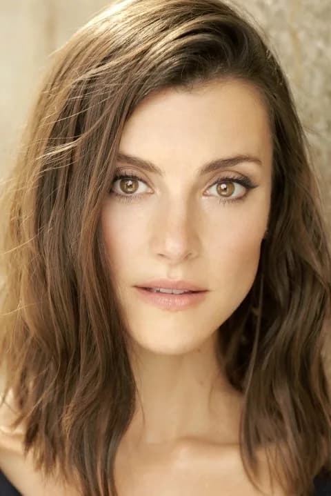 Emma Lahana 사진