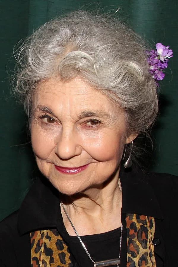 Lynn Cohen की तस्वीर