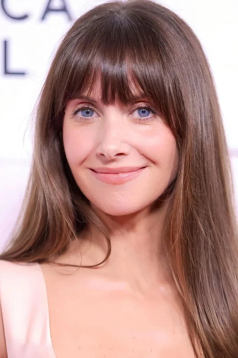 Alison Brieの写真