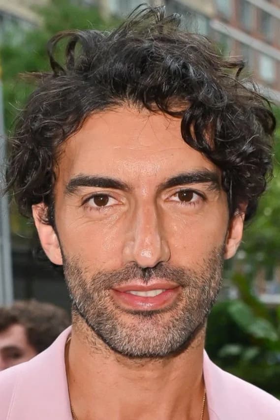 ジャスティン・バルドーニの写真