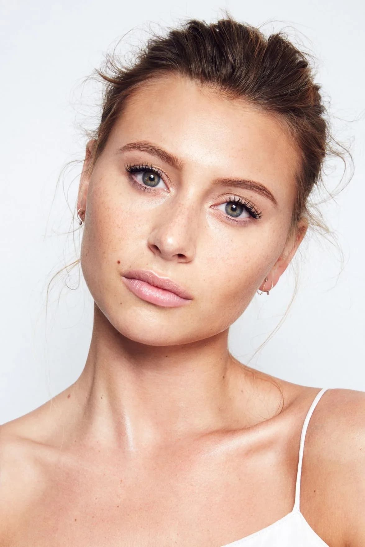 Aly Michalkaの写真