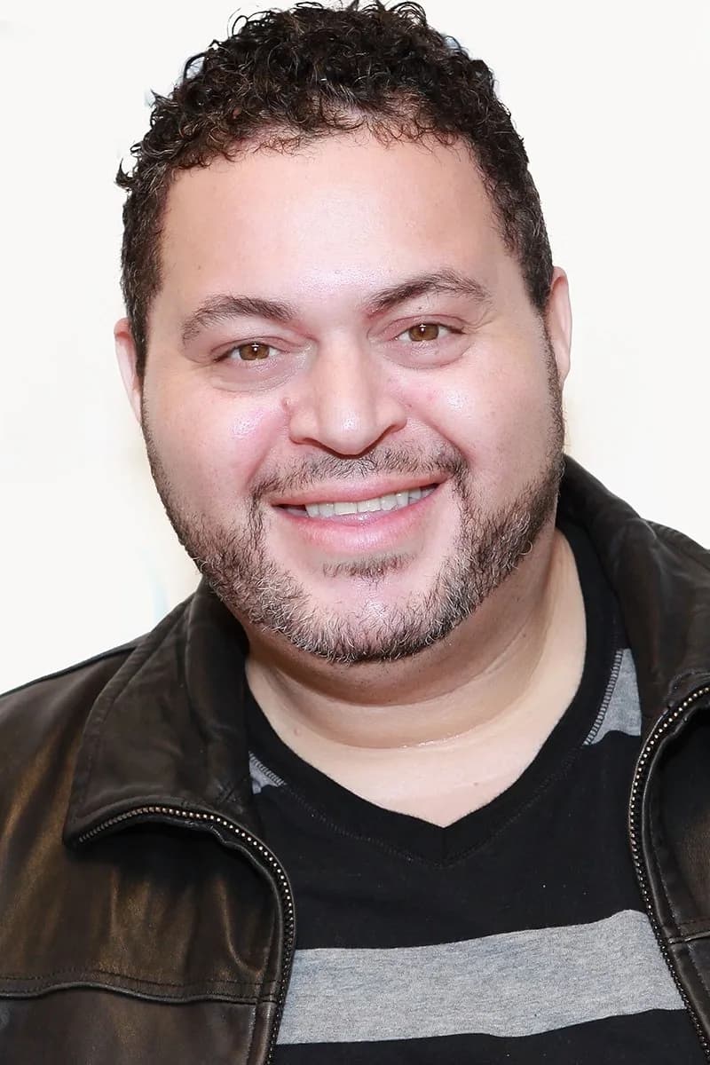 Mark Morales fotoğrafı