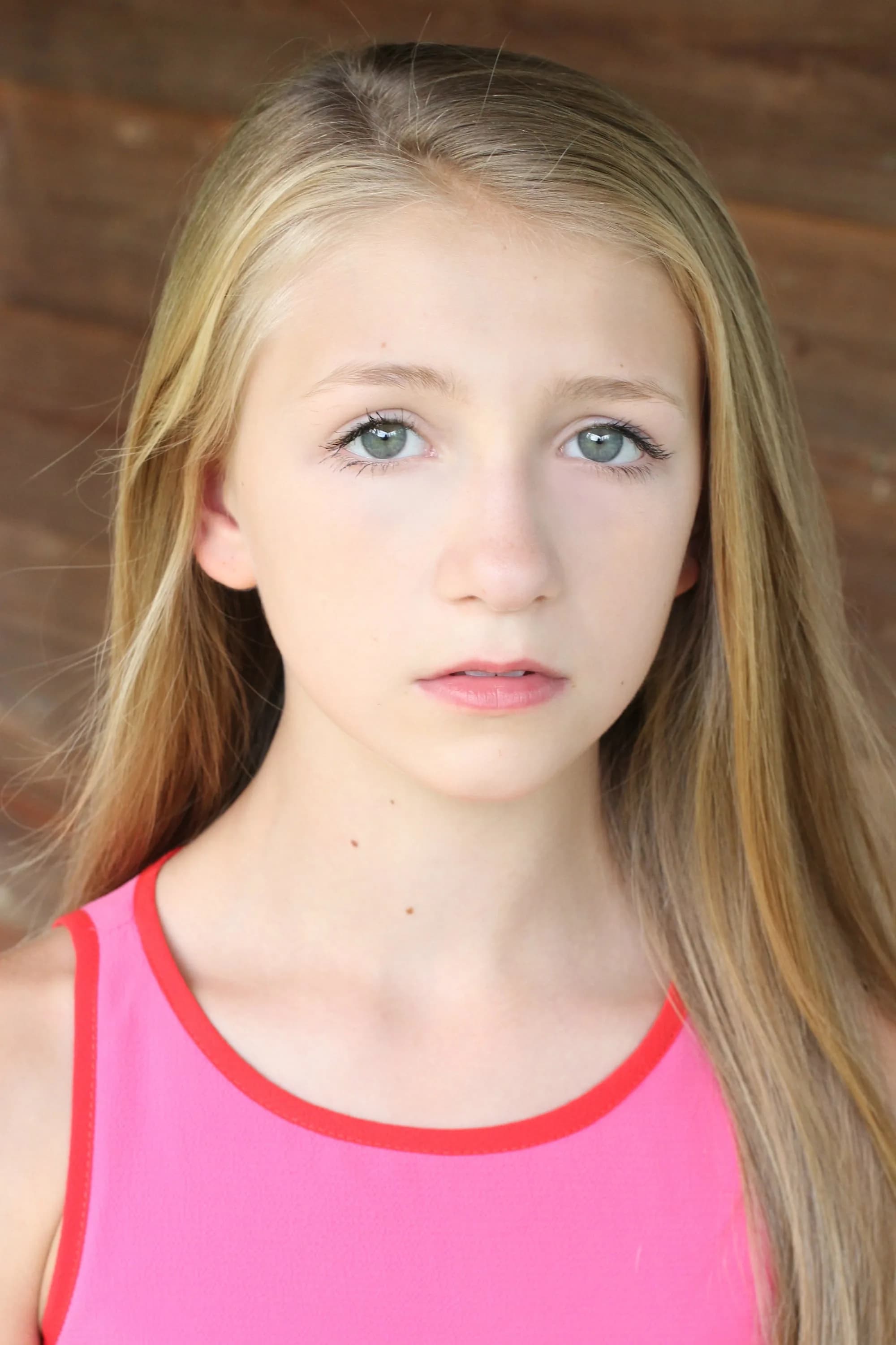 Emma Rayne Lyle photo