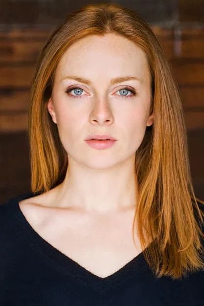 Alex Paxton-Beesley fotoğrafı
