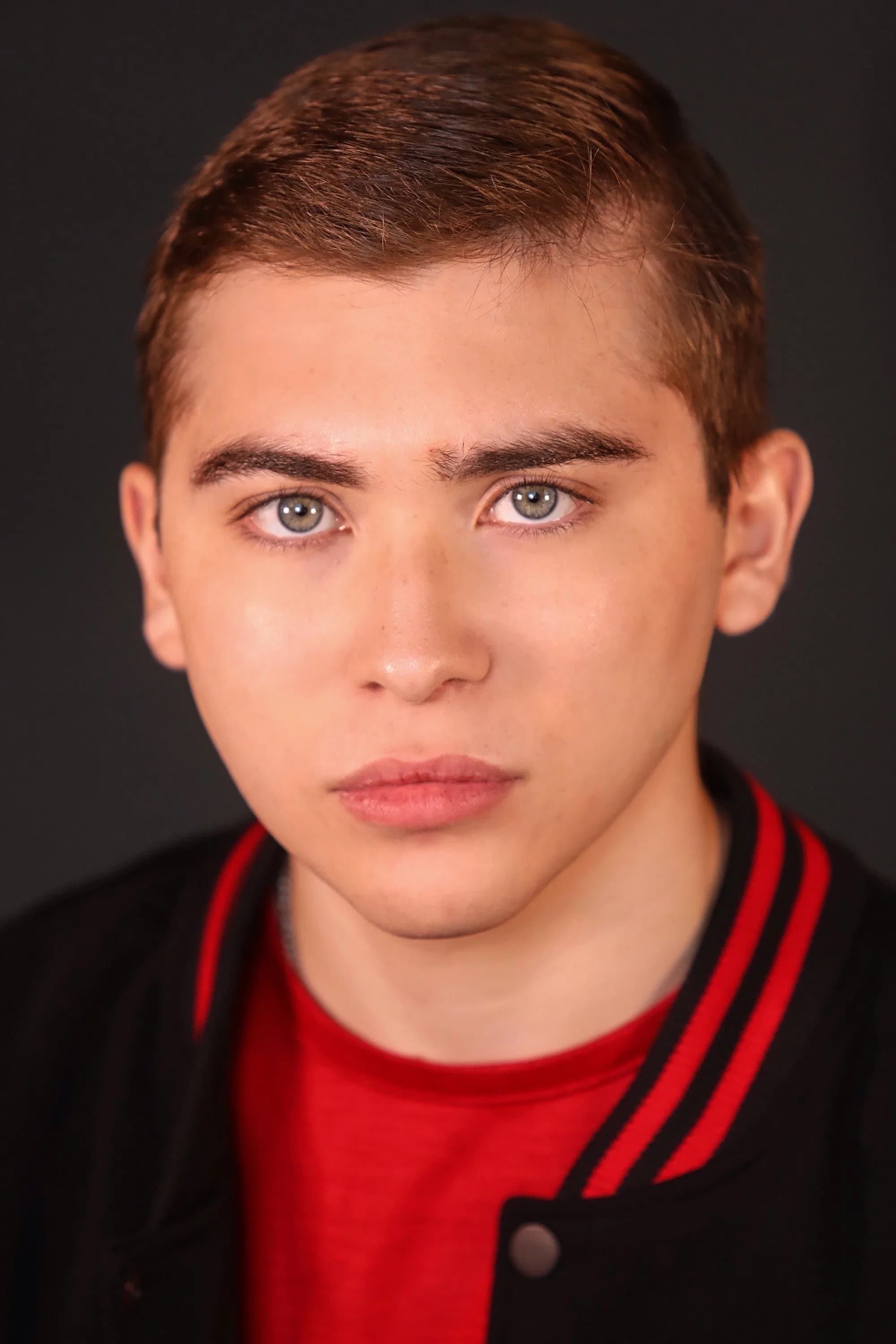 Raymond Ochoa photo