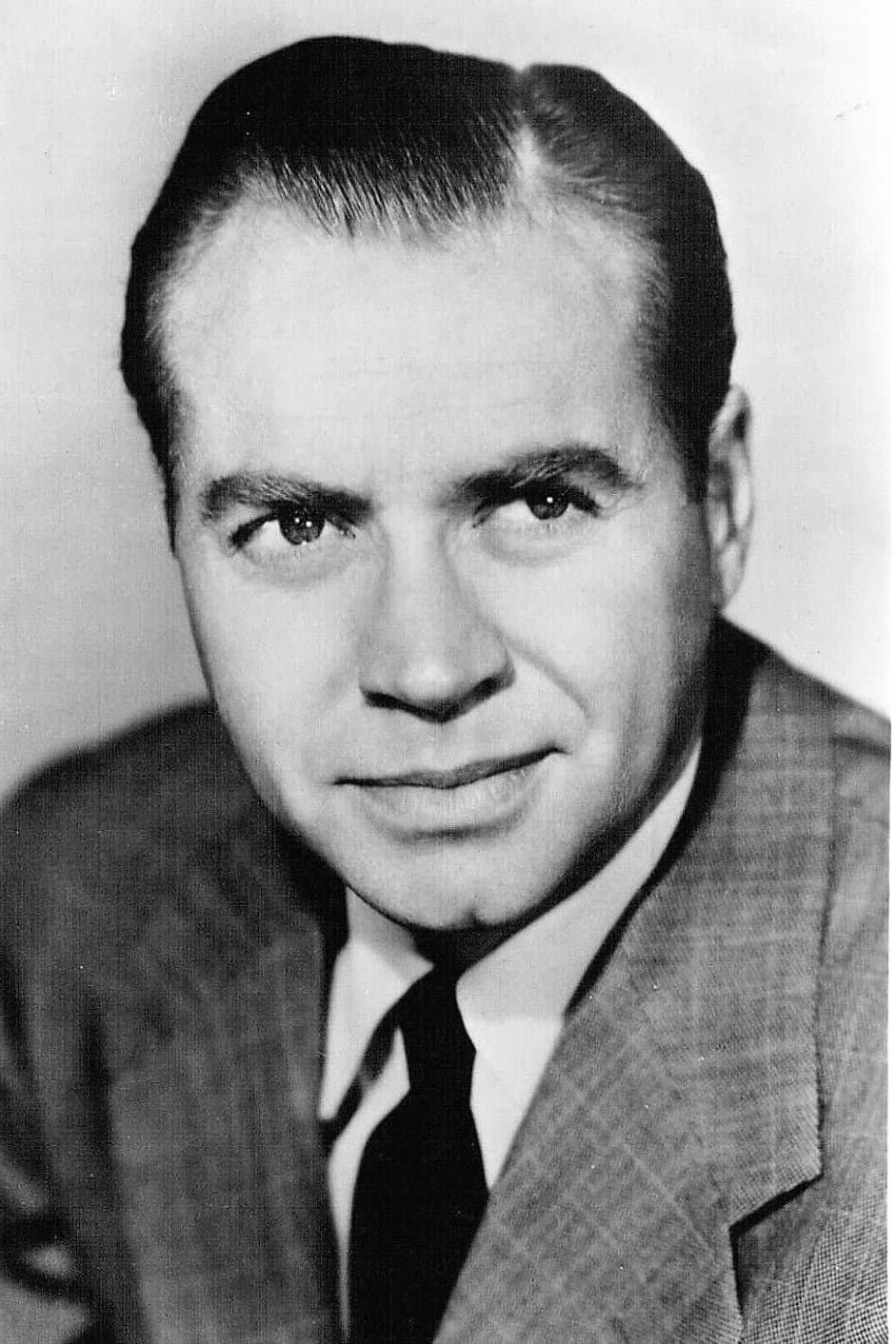 Lyle Bettger photo
