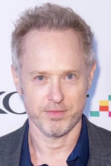 Raphael Sbarge photo