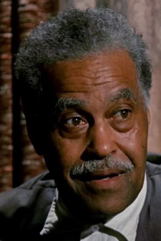 Robert Earl Jones 사진