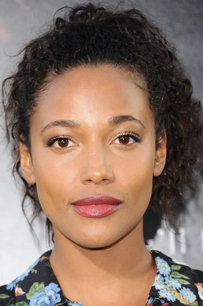 Kylie Bunbury photo