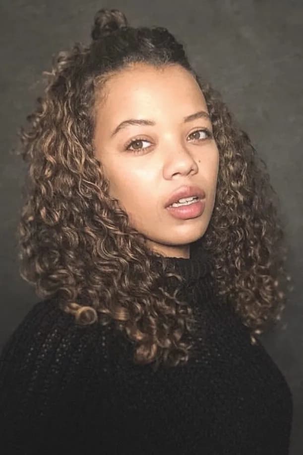 Simona Zivkovska 사진