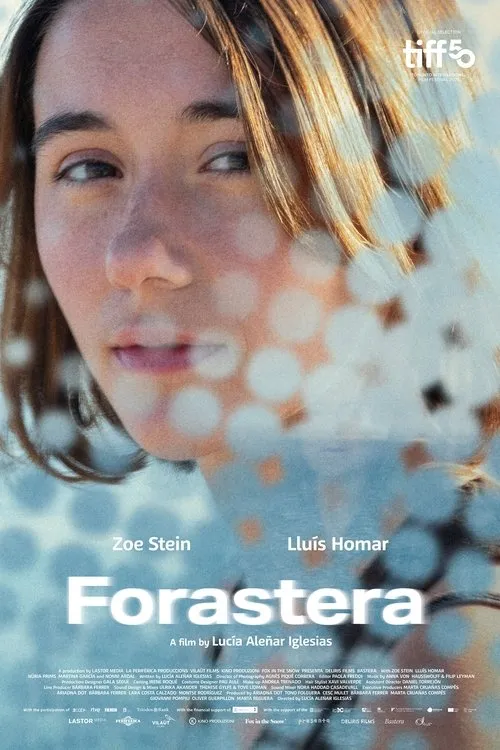 Poster for Forastera
