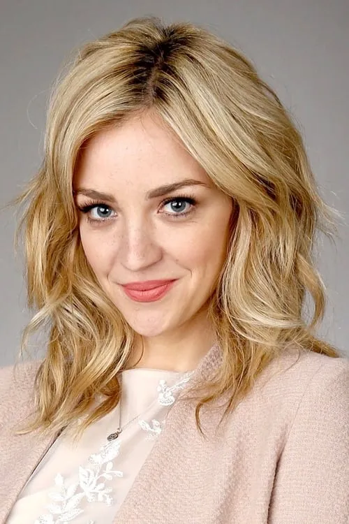 Photo of Abby Elliott