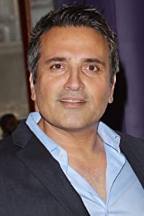 Profile photo of Adrian Askarieh