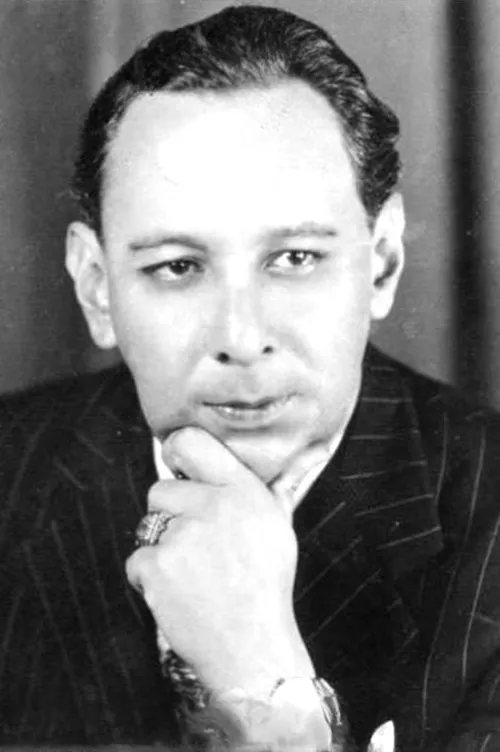 Profile photo of Agustín Isunza