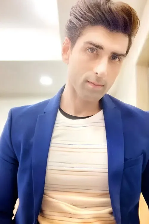 Photo of Akshay Dogra