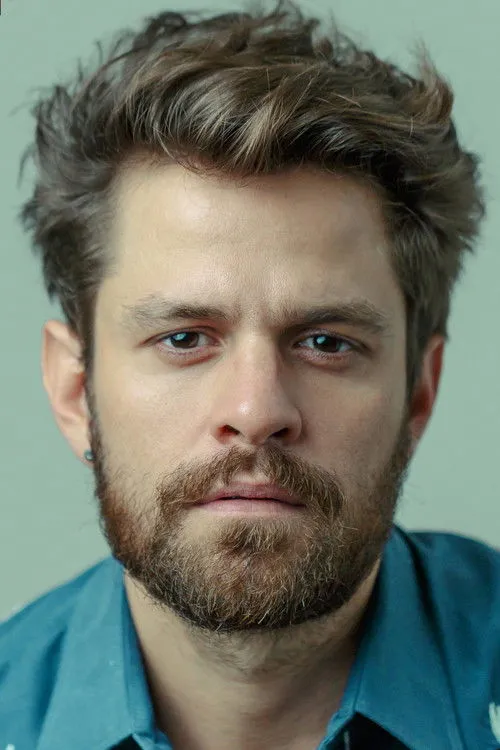 Photo of Alejandro Claveaux