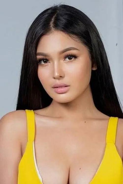 Photo of Alessandra Cruz