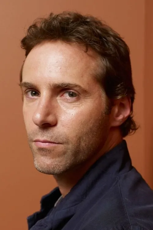 Photo of Alessandro Nivola