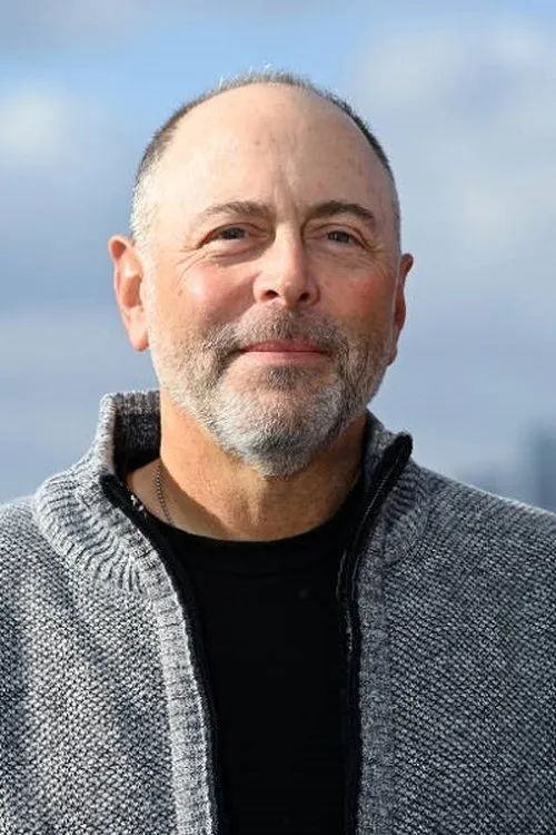 Profile photo of Alex Gartner