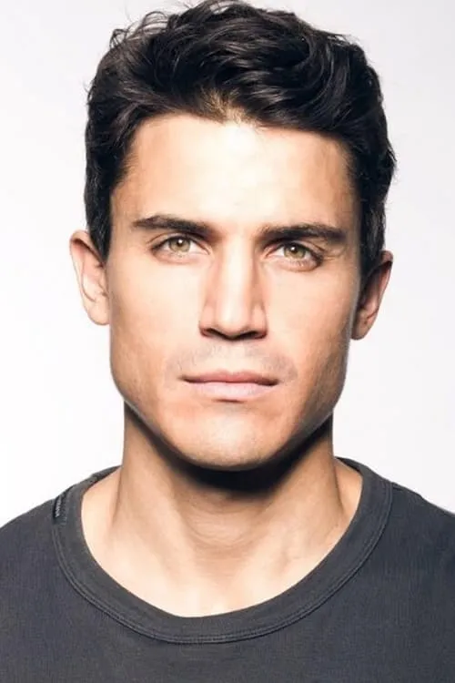 Photo of Álex González