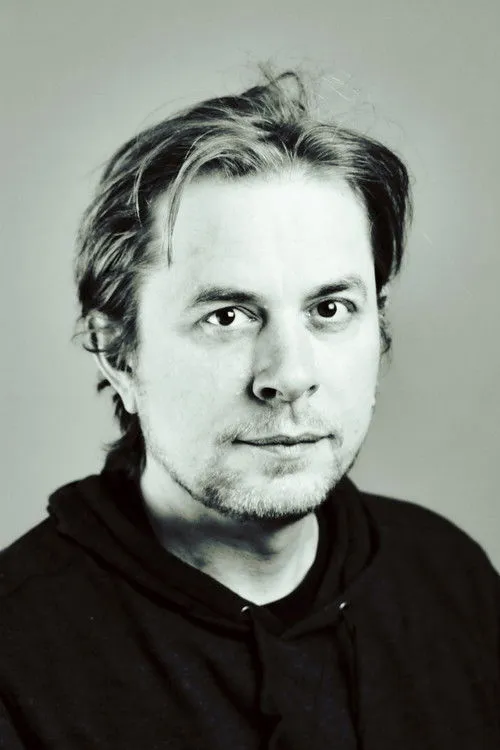 Profile photo of Alex Hall