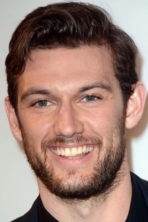 Photo of Alex Pettyfer