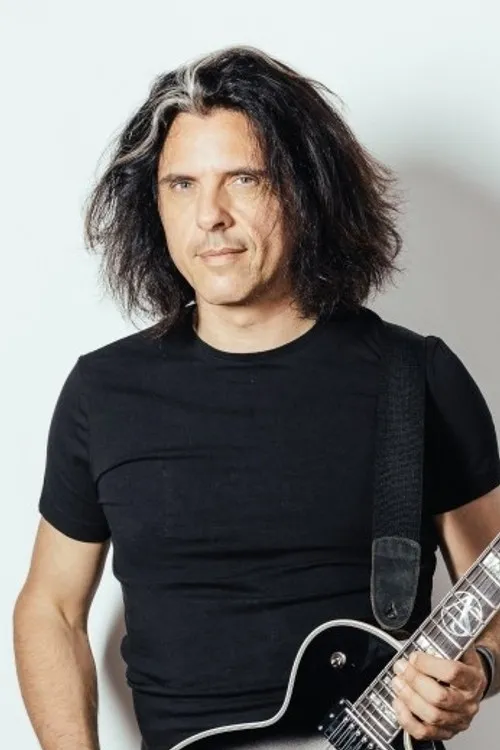 Profile photo of Alex Skolnick