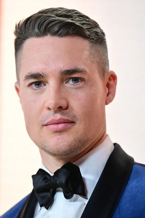 Profile photo of Alexander Dreymon
