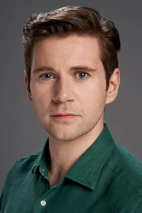 Photo of Allen Leech