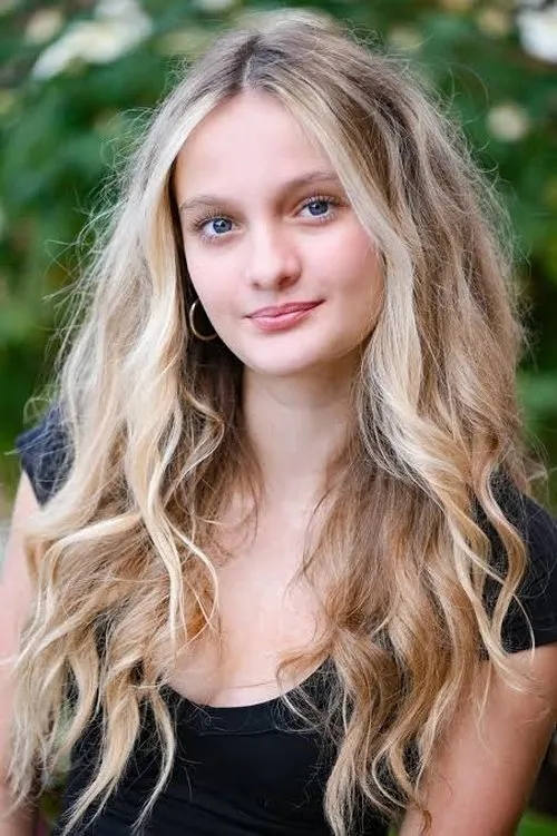 Photo of Amelie McLain