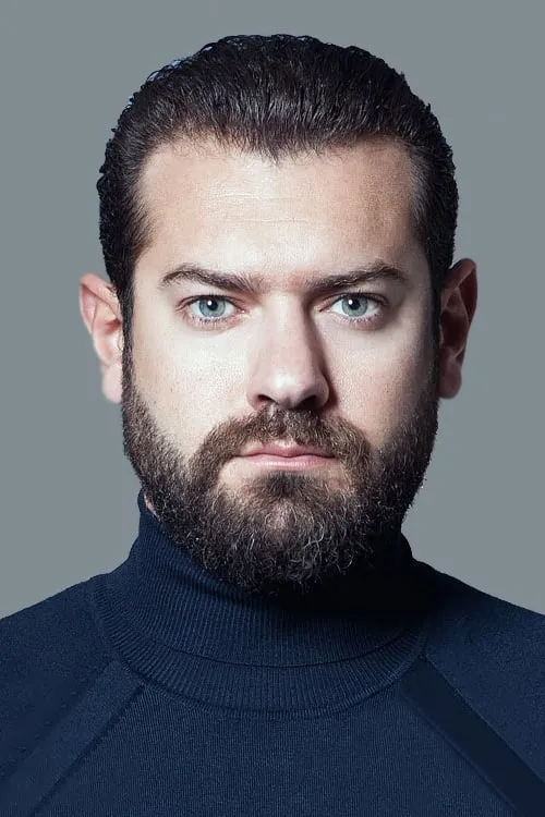 Photo of Amr Youssef