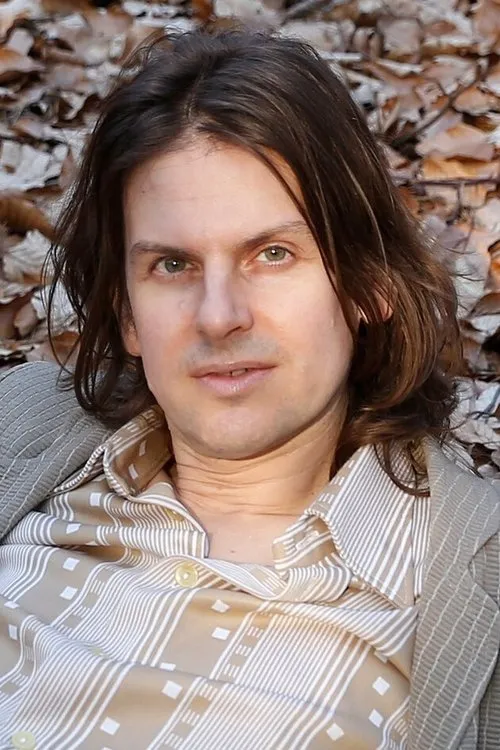 Photo of Andrew Robertson