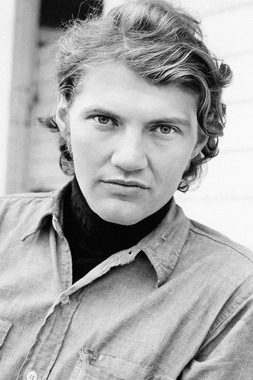 Photo of Andrew Robinson