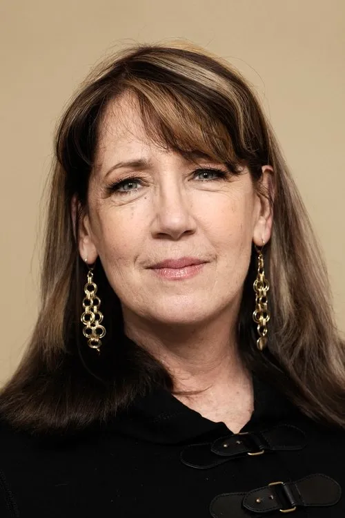 Photo of Ann Dowd