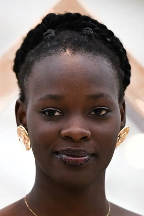 Photo of Anna Thiandoum