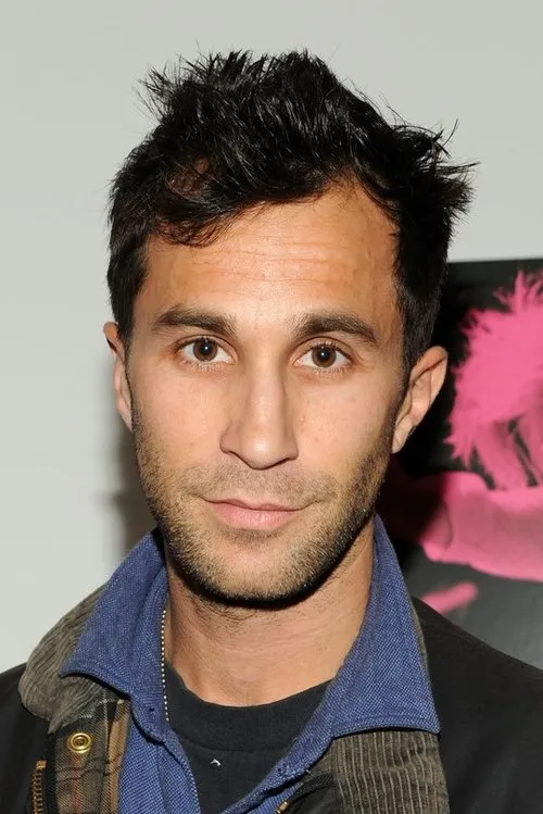 Profile photo of Ariel Schulman