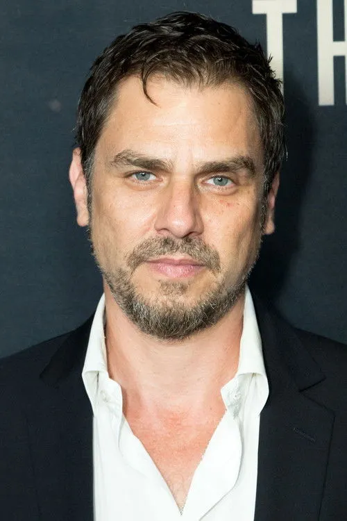 Profile photo of Ariel Vromen