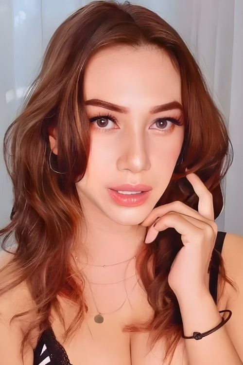 Photo of Ariele Bellus