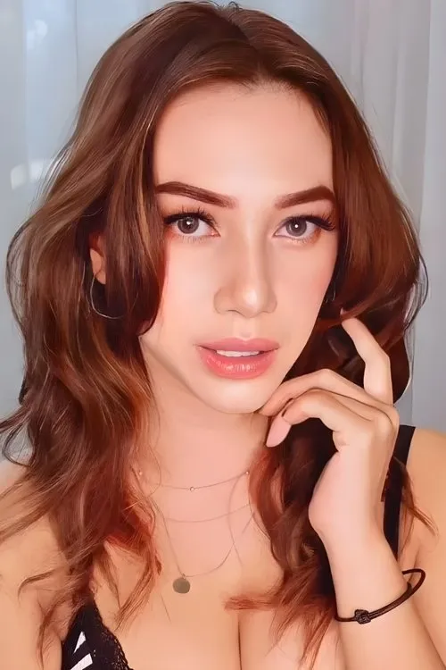 Profile photo of Ariele Bellus