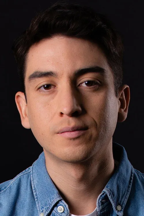 Photo of Arón Hernández