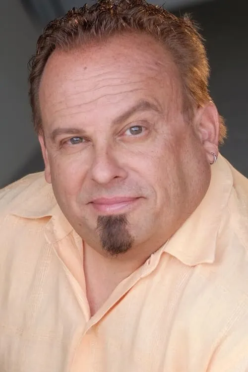 Profile photo of Arturo Gil